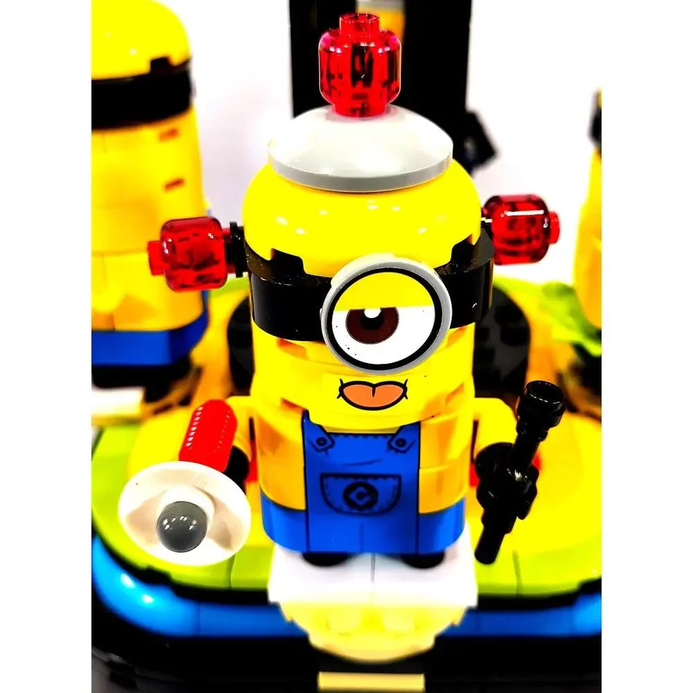 LEGO 75582 Despicable Me 4 BRICK-BUILT GRU AND MINIONS Complete, Used, See Pics!